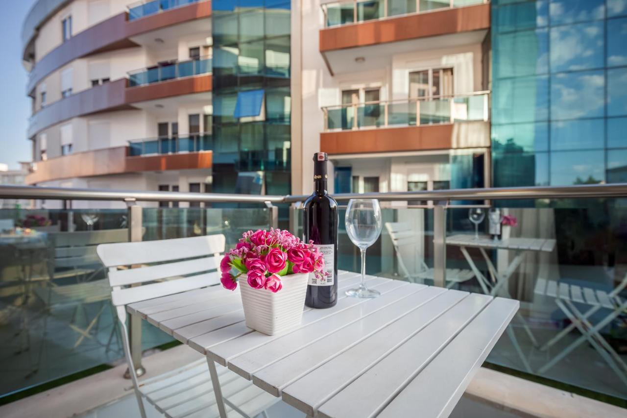 Onkel Rada Apart Hotel Анталия Екстериор снимка